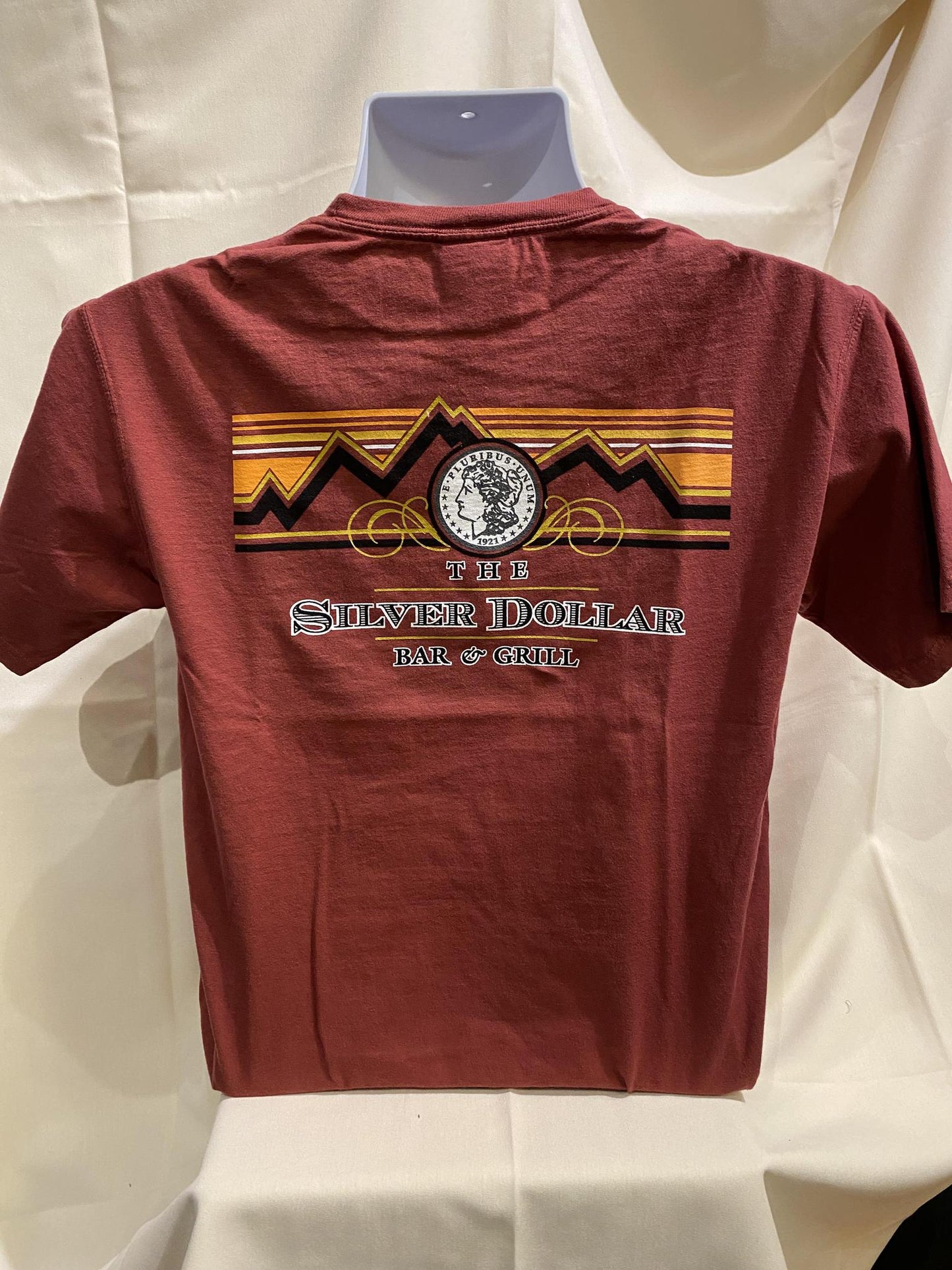 SDBG Short Sleeve Mountain Red